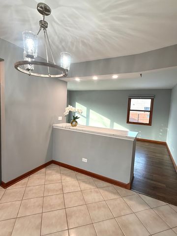 267 N Idlewild Avenue, Mundelein, IL 60060