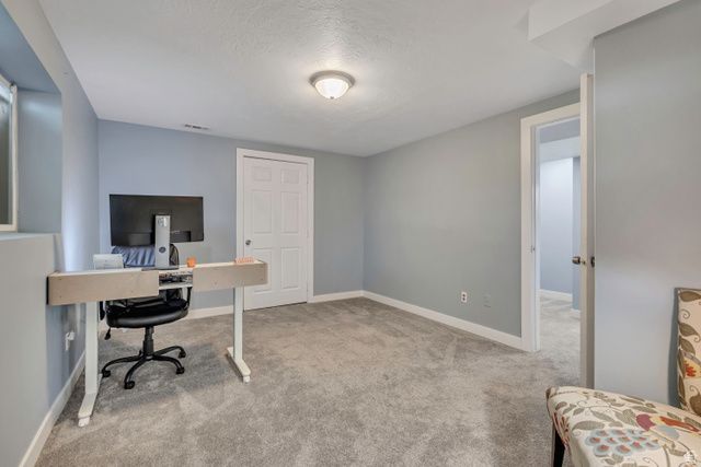 6621 S CYCLAMEN DR, West Jordan, UT 84084