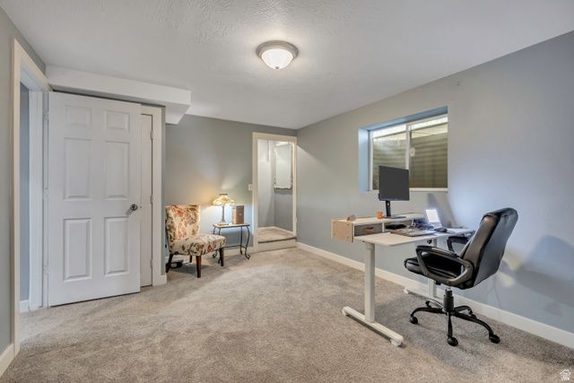 6621 S CYCLAMEN DR, West Jordan, UT 84084
