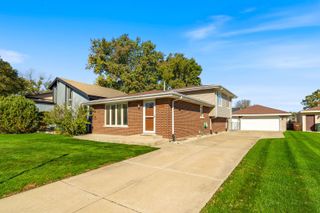 5244 170th Street, Oak Forest, IL 60452