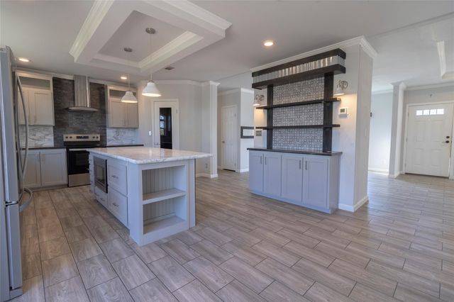 425 High View Ranch DR, Cedar Creek, TX 78612