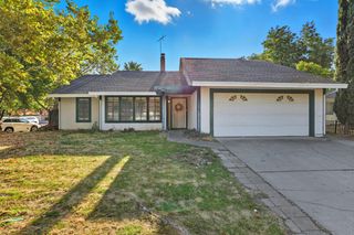 8115 Gandy Dancer Way, Sacramento, CA 95823