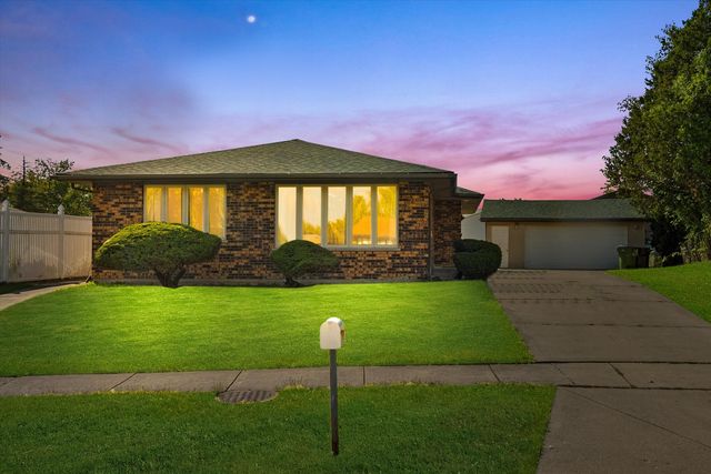 16666 Parliament Avenue, Tinley Park, IL 60477