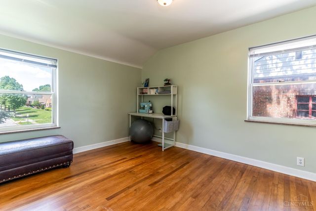7260 Eastlawn Drive, Cincinnati, OH 45237