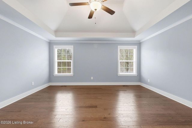 2300 Artisan Glen Ct, Fisherville, KY 40023