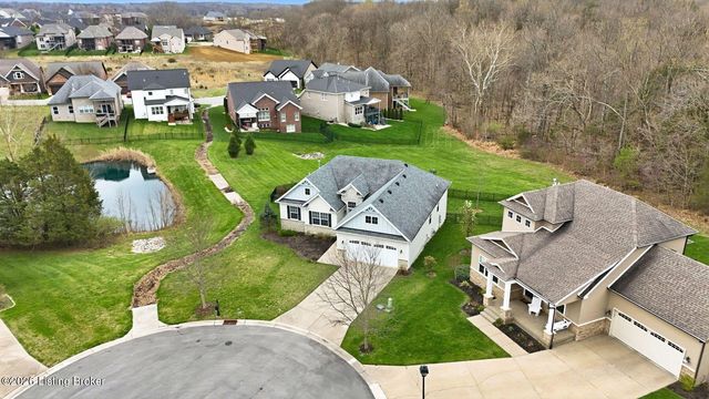 2300 Artisan Glen Ct, Fisherville, KY 40023