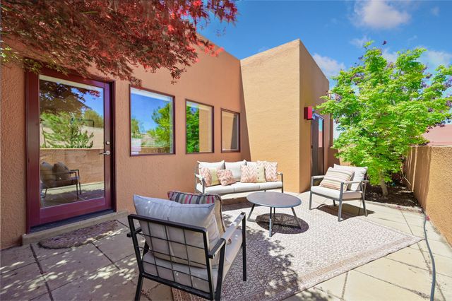 605 Avenida Colima 605, Santa Fe, NM 87506