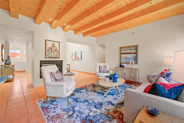 605 Avenida Colima 605, Santa Fe, NM 87506