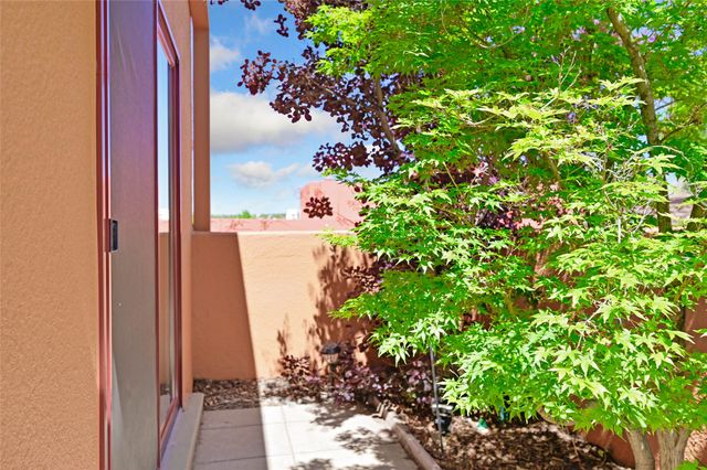 605 Avenida Colima 605, Santa Fe, NM 87506