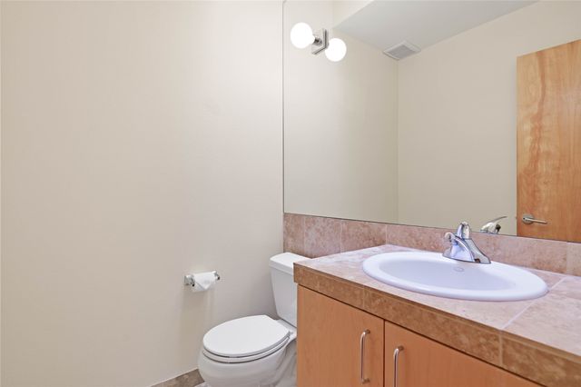 605 Avenida Colima 605, Santa Fe, NM 87506