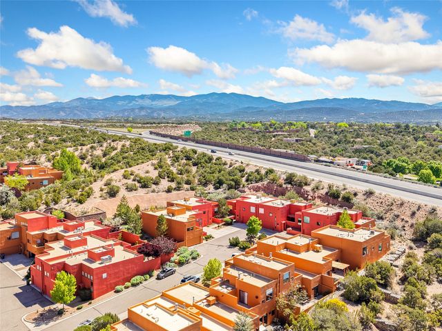 605 Avenida Colima 605, Santa Fe, NM 87506
