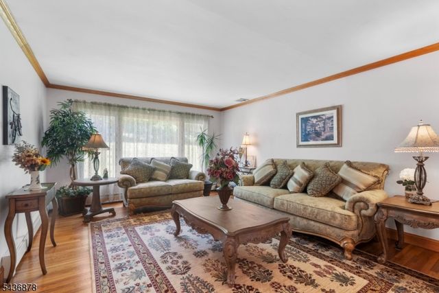 36 Underwood Rd, Montville Twp., NJ 07045