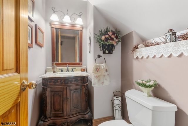 36 Underwood Rd, Montville Twp., NJ 07045
