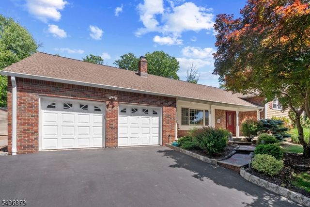36 Underwood Rd, Montville Twp., NJ 07045