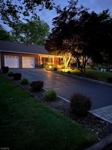 36 Underwood Rd, Montville Twp., NJ 07045