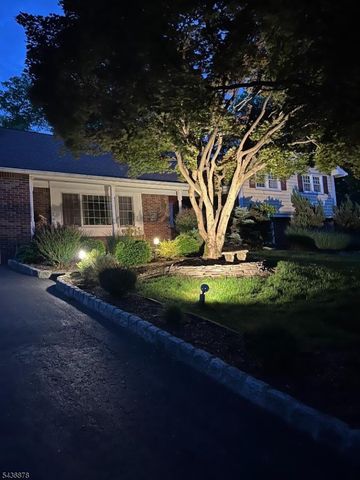 36 Underwood Rd, Montville Twp., NJ 07045