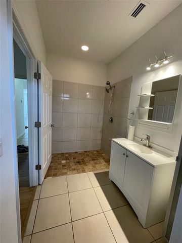 68 FORRESTER PLACE, Palm Coast, FL 32137