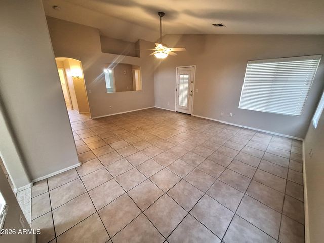 6728 E MELROSE Street, Mesa, AZ 85215