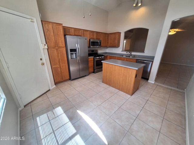 6728 E MELROSE Street, Mesa, AZ 85215