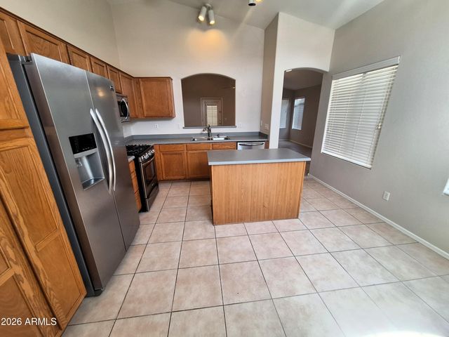 6728 E MELROSE Street, Mesa, AZ 85215