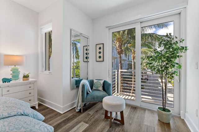 100 Water Clb Way, North Palm Beach, FL 33408