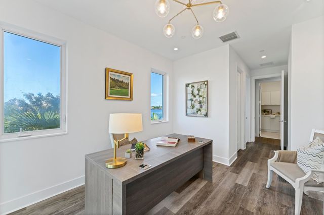 100 Water Clb Way, North Palm Beach, FL 33408