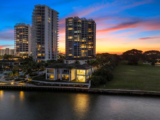 100 Water Clb Way, North Palm Beach, FL 33408