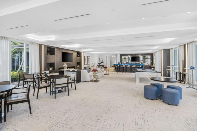 100 Water Clb Way, North Palm Beach, FL 33408