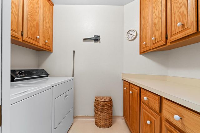 1809 Holly Oak Dr, Modesto, CA 95354