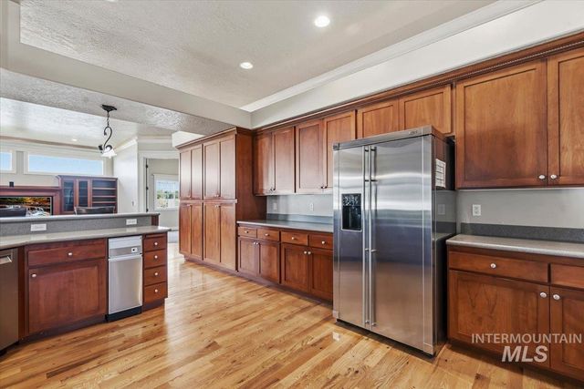 6082 N Jericho Rd, Meridian, ID 83646