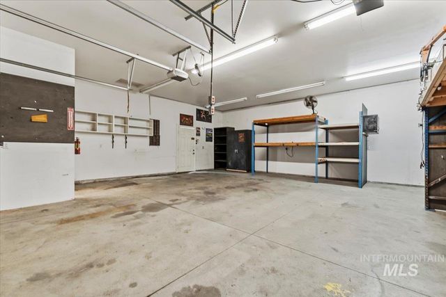 6082 N Jericho Rd, Meridian, ID 83646