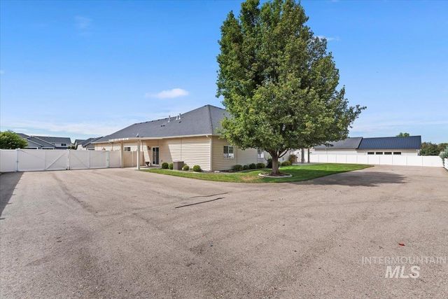 6082 N Jericho Rd, Meridian, ID 83646