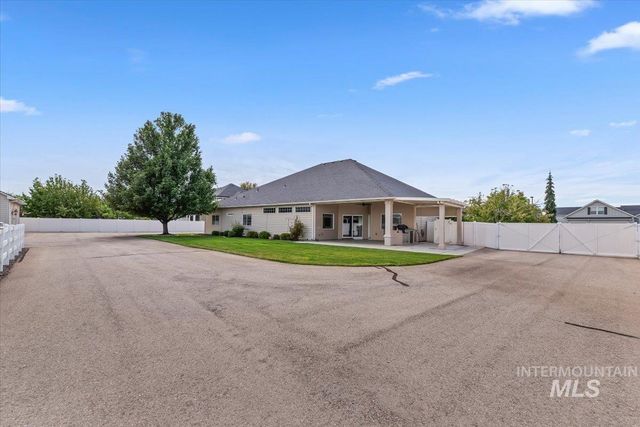 6082 N Jericho Rd, Meridian, ID 83646
