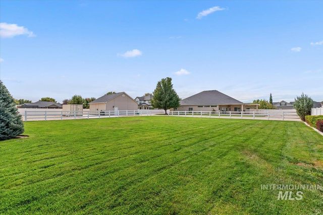 6082 N Jericho Rd, Meridian, ID 83646