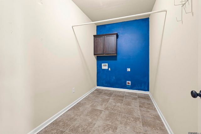 39059 Elliott Ave, Prairieville, LA 70769