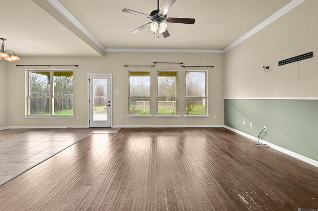 39059 Elliott Ave, Prairieville, LA 70769