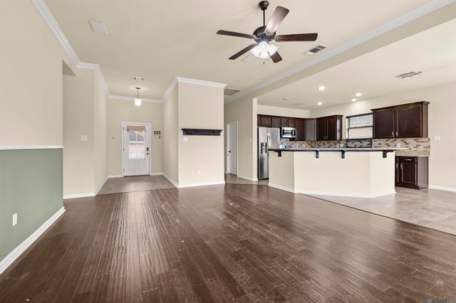 39059 Elliott Ave, Prairieville, LA 70769