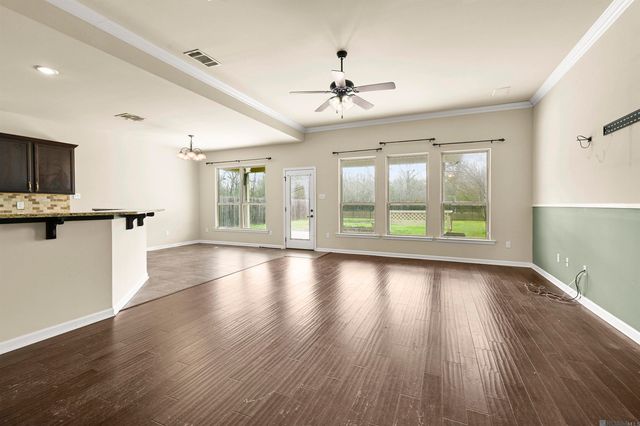 39059 Elliott Ave, Prairieville, LA 70769