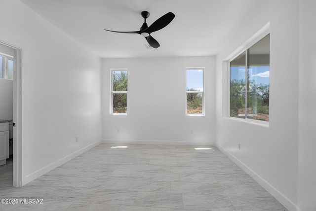 912 Pesa Court, Rio Rico, AZ 85648