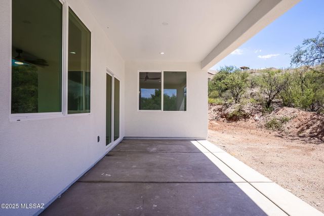 912 Pesa Court, Rio Rico, AZ 85648