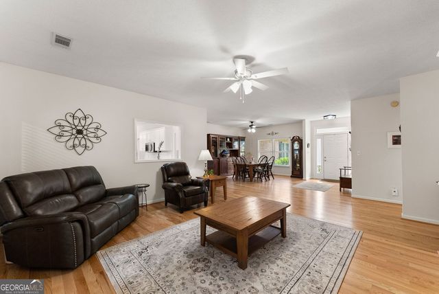 1020 Easy Street, Toccoa, GA 30577