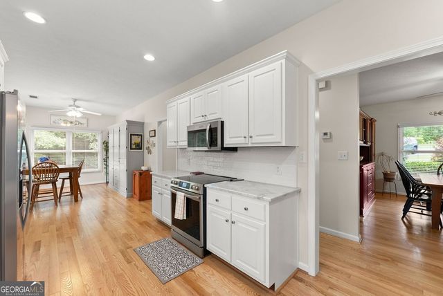 1020 Easy Street, Toccoa, GA 30577