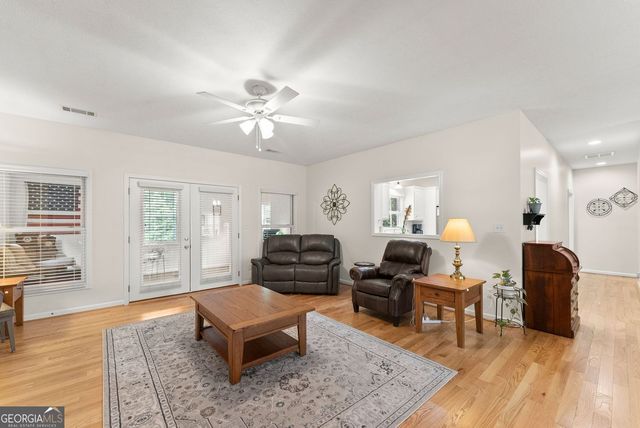 1020 Easy Street, Toccoa, GA 30577
