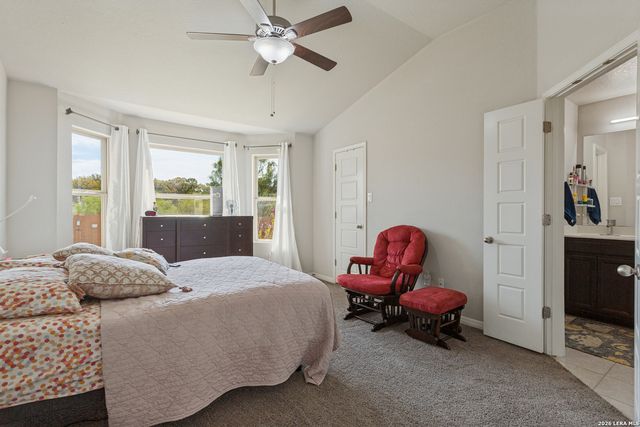 8852 Straight Oaks, San Antonio, TX 78254