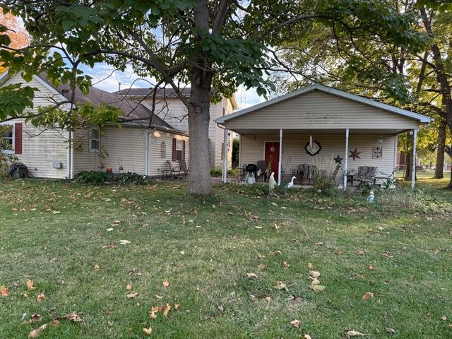 430 E Court Street, Hennepin, IL 61327