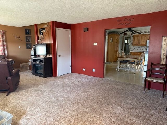 430 E Court Street, Hennepin, IL 61327