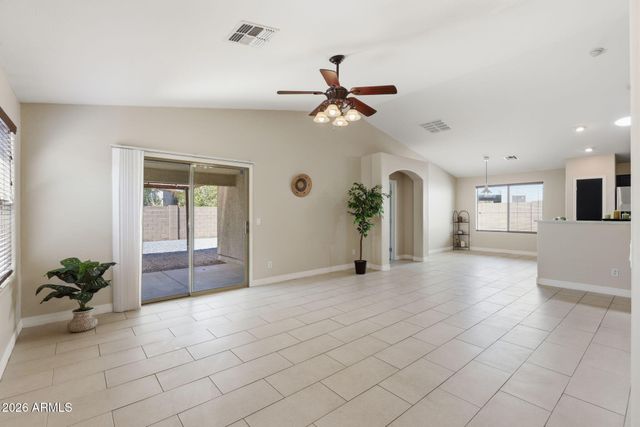 6550 S 44th Avenue, Laveen, AZ 85339