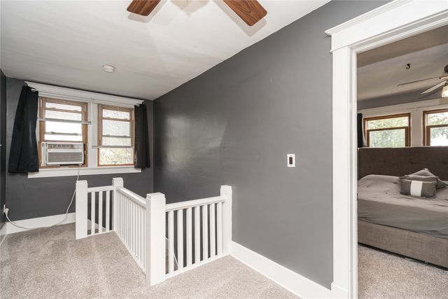 304 SE Jackson Street, Greenfield, IA 50849