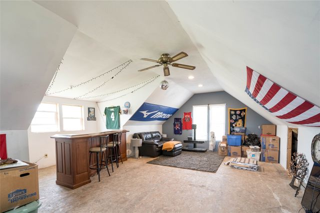 304 SE Jackson Street, Greenfield, IA 50849