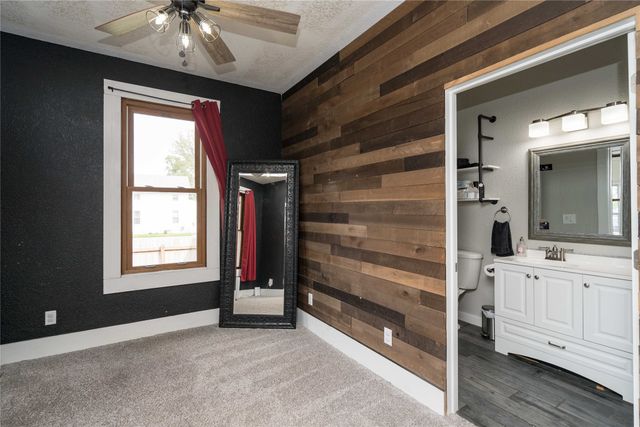 304 SE Jackson Street, Greenfield, IA 50849